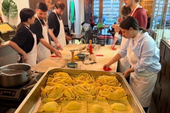 Florence: Pasta Cooking Class with Tiramisu & Gift Apron - Group size and sound levels: the real-world tradeoff