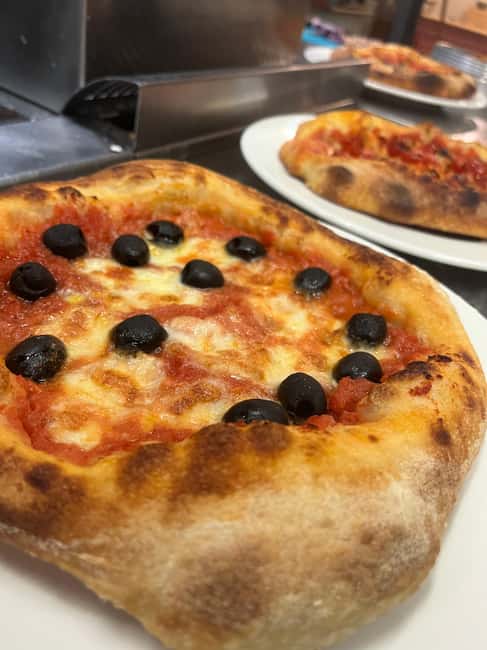 Florence: Pizza and Gelato Cooking Class - What you eat (and why it feels worth the money)