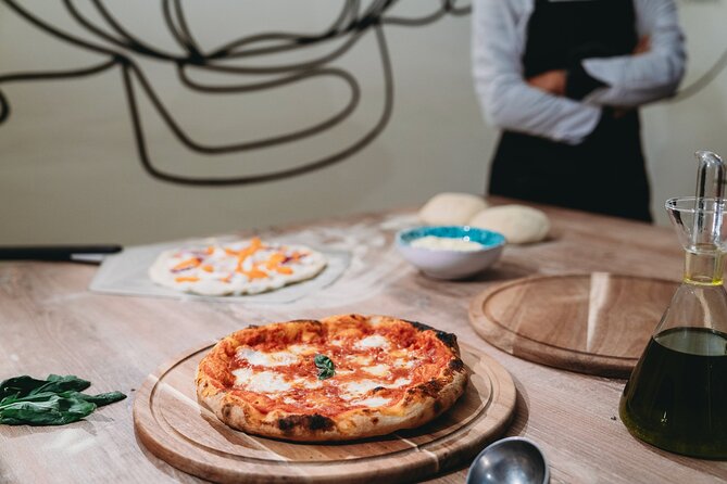 Florence Pizza & Tiramisù Cooking Class: Small Group Experience - Small Group Size: Why It Changes the Whole Lesson