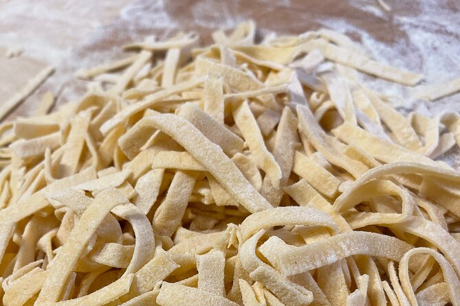 Fresh Pasta Private Cooking Class - The welcome table: DOCG prosecco and a Sicilian starter spread