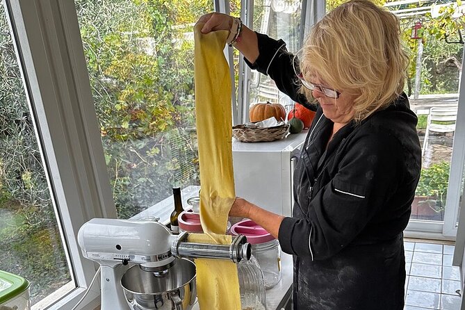 From Rome: Pasta Fresca Cooking Class in a Farmhouse with a Local - The meal + wine moment: where the day slows down
