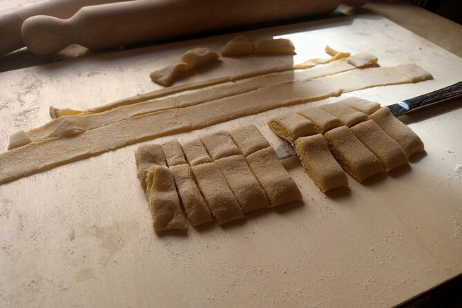 From Rome: Pasta & Tiramisù Cooking Class near Spanish Steps - Small Group Attention and Why It Feels Personal