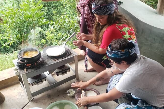 Full-Day Private Tour in Zanzibar with Cooking Class - Slave Market Area and Anglican Cathedral: Heavy Ground, Clear Landmarks