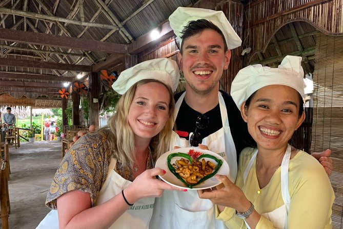 Full Experience Tour: Cooking Class & Basket Boat at Eco-Village - Tra Que vegetable village: bikes, farm chores, and buffalo moments