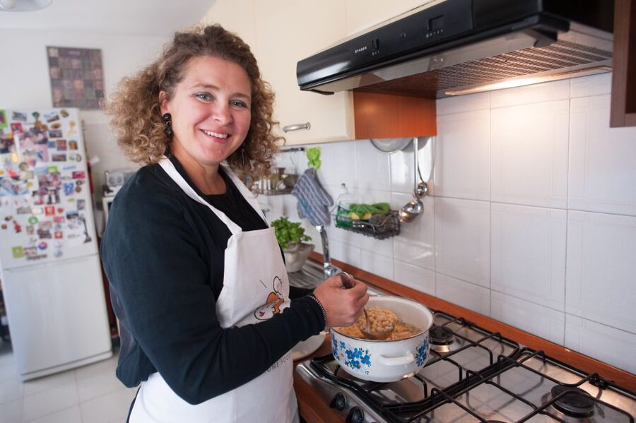 Genoa: Market and Cooking Class at a Local's home - Genoa market shopping with a Cesarina: what you’re really learning