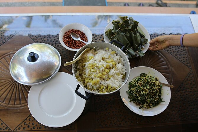 Gianyar Market Visit & Cooking Class in Ubud with Kadek & Putu - Meeting Kadek, Then Heading Out from Your Ubud Hotel