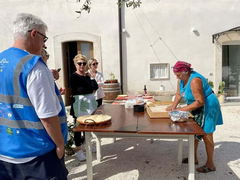 Gioia del Colle: Apulian Cooking Class in a Masseria - What to bring (and small rules that affect your comfort)