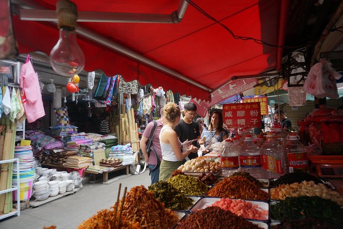 Half-Day Chengdu Cooking Class with a Local Market Visit - Liangjiaxiang Market: where Sichuan flavor starts