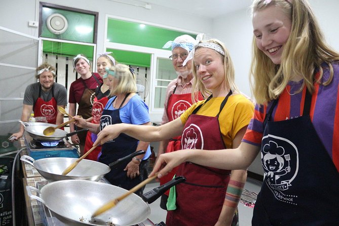 Half Day Morning Cooking Class with Market Tour in Chiang Mai - Price and Value: What $29.34 Buys You