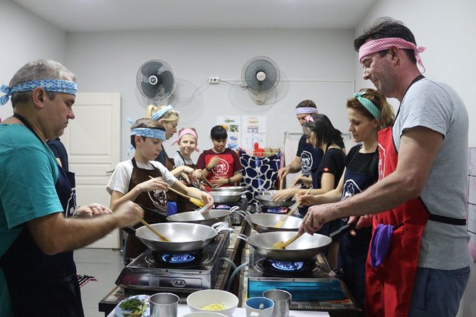 Half Day Morning Cooking Class with Market Tour in Chiang Mai - The Cooking Class: Real Coaching While You Chop and Stir