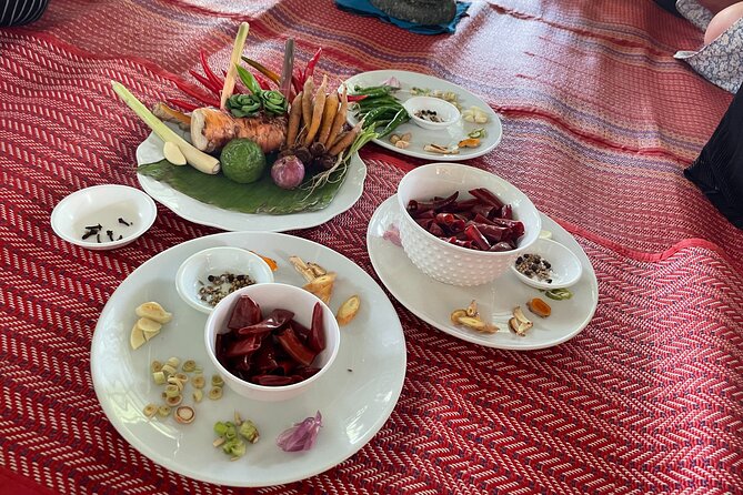 Half-Day Thai Cooking Class at Organic Farm in Chiang Mai - The chefs and guides: clear directions, real energy, small-group support
