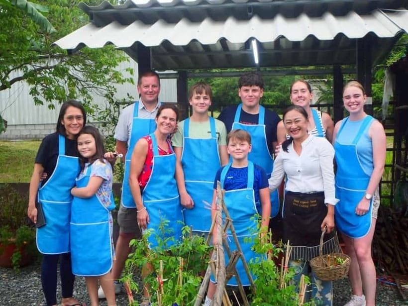 Half-Day Thai Cooking Class on a Local Farm Near Chiang Mai - Fruit Picking: Mangoes and Longans Right Off the Tree