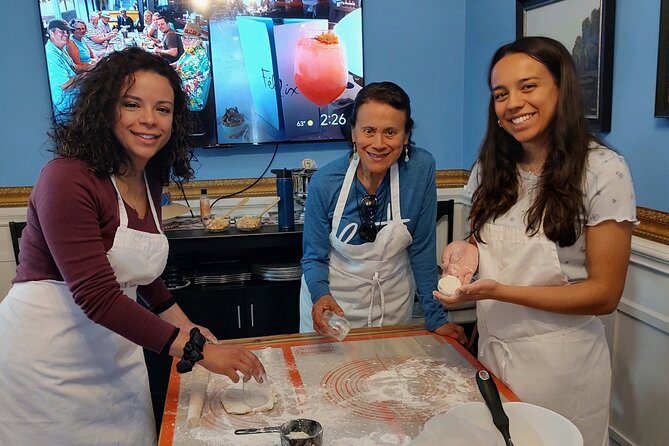 Hands-on Cooking Class in Charleston - Meeting at 184 E Bay St and stepping into a proper workshop