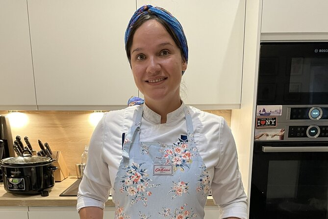 Hands-On Cooking Class in the Heart of Les Batignolles, Paris - Eating in the Dining Moment: Conversation, Recipes, and Paris Recommendations