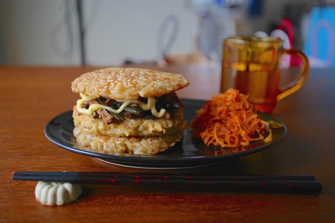 Hands-on Japanese Cooking in a Shinjuku Home Kitchen with Satoru - Cooking from scratch: how a home lesson stays practical