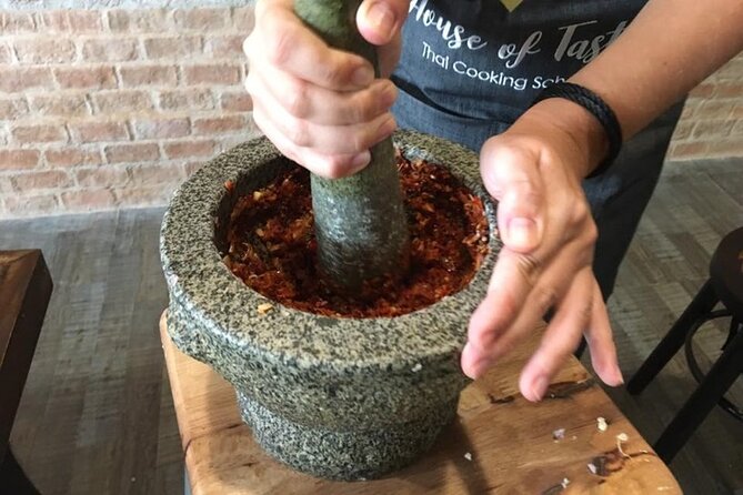Hands-on Thai Cooking Class & Market Tour in Sukhumvit - Cooking 4 dishes without losing your mind (or your appetite)
