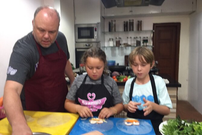 Hanoi Cooking Class and Market Tour in Ancient House - Choosing the Menu: The Chef’s “Why” Makes the Cooking Click