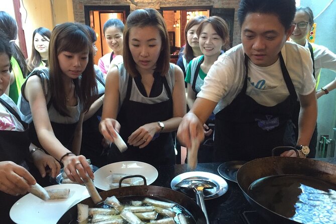 Hanoi Cooking Class and Market Tour with Chef Tien - Vegan notes: what to clarify before you go
