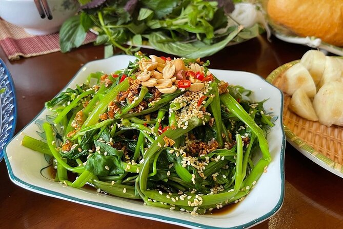 Hanoi Cooking Class Learning 5 Dishes including Banh Xeo - Vegetarian menu: more than a swap