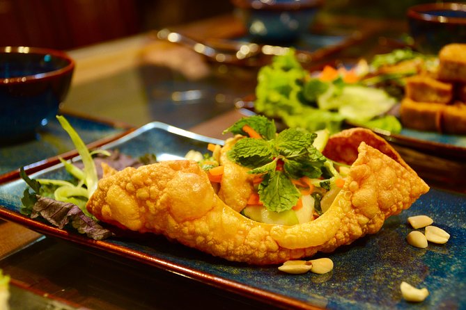 Hanoi Cooking Class: Market Tour, Free Liquor & Coffee Tasting - Morning market tour: how you shop for Vietnamese flavor