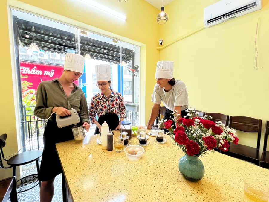 Hanoi: Maya Traditional Cooking Class & Market Tour - Guides, English Support, and Real Adjustments for Food Needs