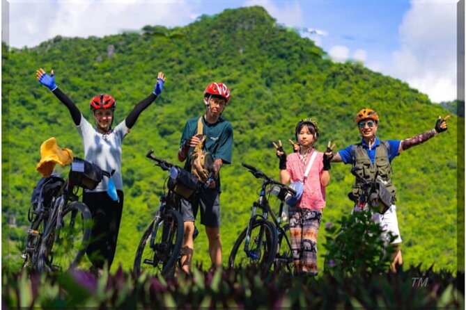 Hanoi Tour in a Bike with Cooking Class Included - AMPM Organic Vegetable Farm harvest: the hands-on part that makes it real