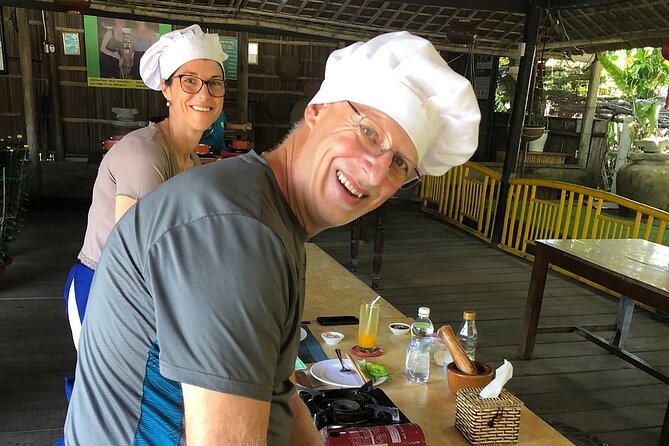 Ho Chi Minh City Cooking Class in Local's Home - Learning from an English-speaking chef-guide (Alice’s teaching style, for example)