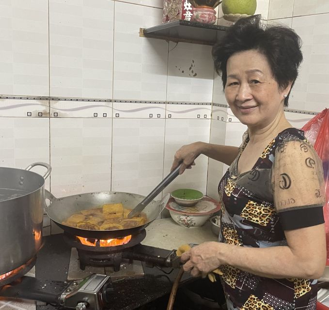 Ho Chi Minh: Local Cooking Class At Auntie's Home - Saigon’s District 6 feels more local than central Saigon