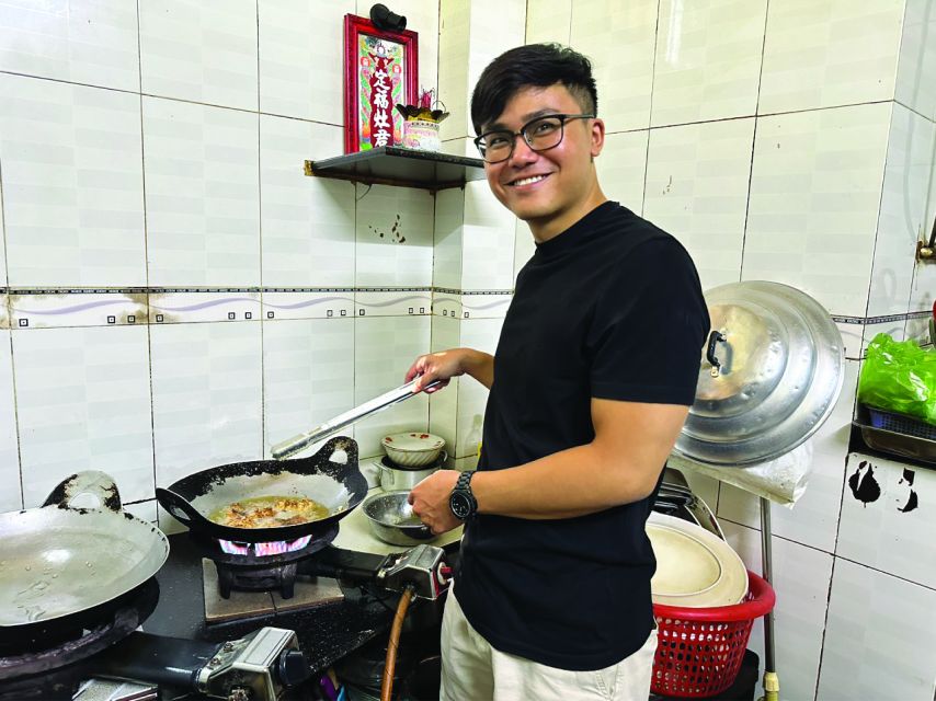 Ho Chi Minh: Local Cooking Class At Auntie's Home - Walking back alleys: the real warm-up for Vietnamese food