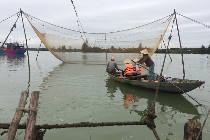 Hoi An Buffalo Riding & Basket Boat Tour with local home cooking - Palm Leaf Origami: A Simple Craft With Real Setting