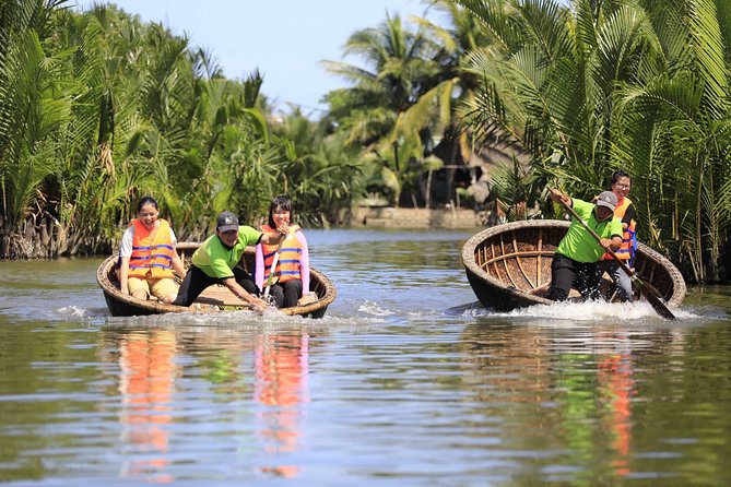 Hoi An Charming: Bamboo Basket, Local Viallage & Cooking Class - Cooking and eating lunch or dinner at a local home