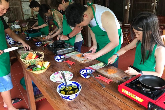 Hoi An Cooking Class And River Cruise - The chef part: watching, then cooking your own food