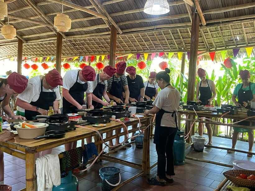 Hoi An: Cooking Class, Crab Fishing-Basket Boat, Market Tour - The 5-course cooking class (plus extra dishes): hands-on, not complicated