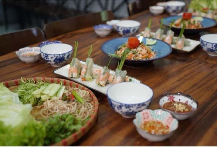 Hoi An: Cooking Class, Local Market & Basket Boat Experience - Eating what you make: lunch/dinner plus the satisfaction of finishing