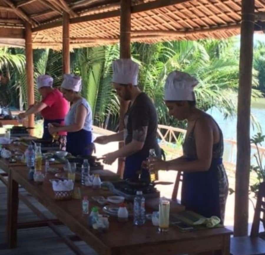 Hoi An: Cooking Class, Local Market & Basket Boat Experience - Price and logistics: is $30 really good value?