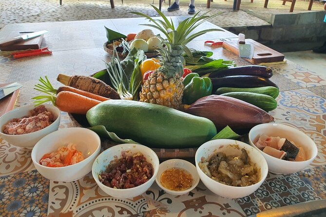 Hoi An Cooking Class With Market Tour and Bamboo Basket Boat Ride - How pickup, group format, and private feel affect your experience