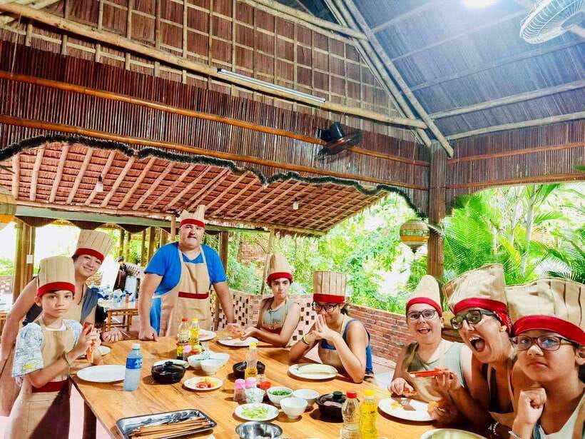 Hoi An/Da Nang: Market Tour, Boat Ride, and Cooking Class - Cam Thanh Coconut Forest Bamboo Basket Boat: Fun, Short, and Surprisingly Memorable