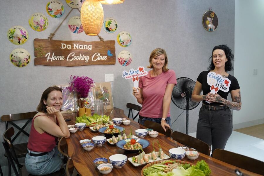 Hoi An/Da Nang: Vietnamese Cooking Class with Transportation - Should You Book This Hoi An or Da Nang Vietnamese Cooking Class?