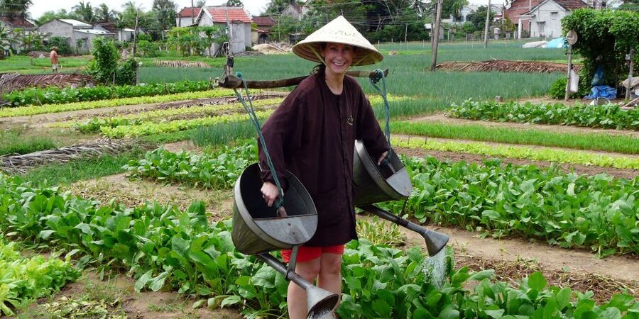 Hoi An: Evening Cooking Class with Locals in Herbs Village - How the class keeps things beginner-friendly