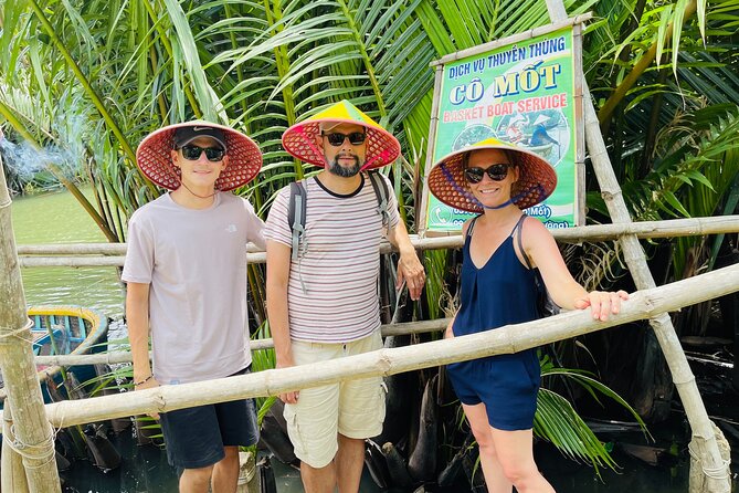 HoiAn:Making Lantern & Cooking Class-BasketBoat Ride,Crab fishing - Kim Bồng Carpentry Village Lantern Making: Craft Time With Real Character