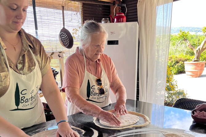Home Made Pizza Cooking Class in Tuscany with small group - Alessandro and Naomi: teaching that feels personal, not scripted