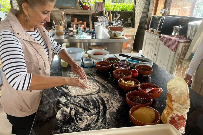Home Made Pizza Cooking Class in Tuscany with small group - What you’ll learn: pizza skills you can use again