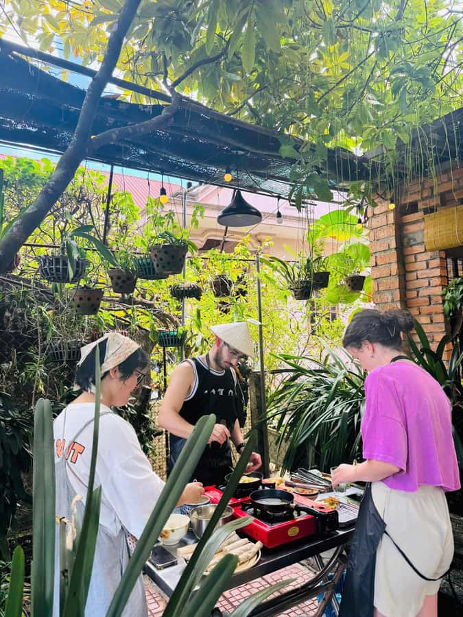 Hue: Traditional Vietnamese Cooking Class - Hue Traditional Cooking Class: Why this 2.5-hour meal feels like a lesson