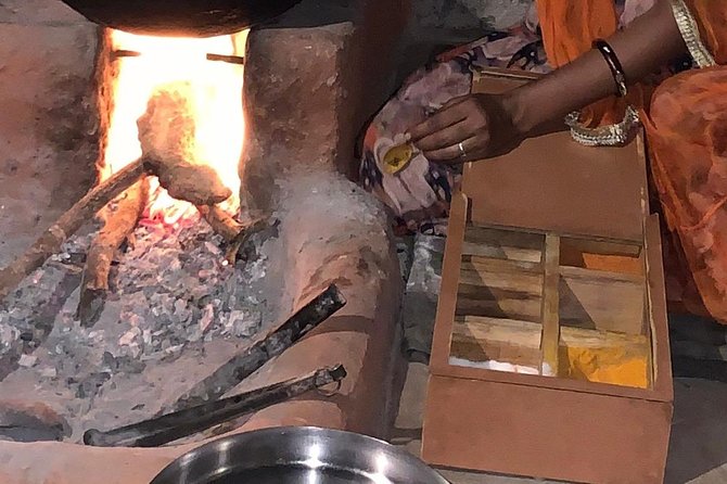 Incredible Cooking With Mamata Prajapat - Open-fire Rajasthani cooking at Mamata Prajapat’s home kitchen