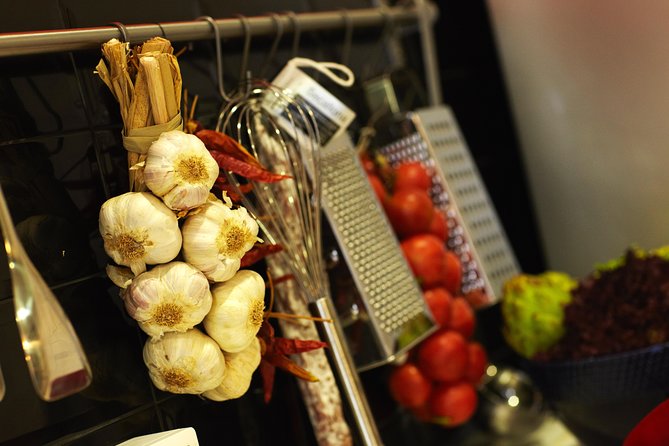 Interactive Paella & Market: Bottomless Wine & Rambla Views - Price and Value: Why $151.23 Works Here