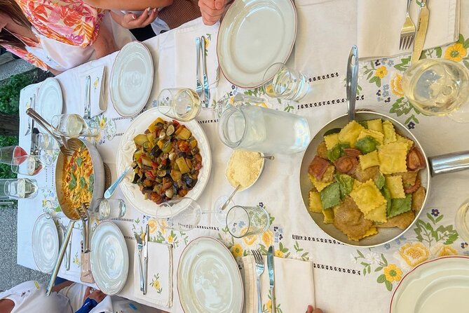 Italian Cooking Class in Rosa's colorful home - What to bring (and what to skip)