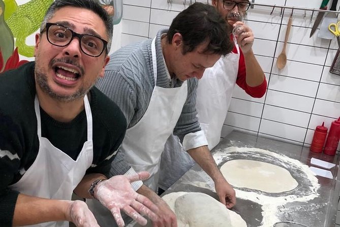 Italian Pizza Cooking Class with Chef Francesco in Padova - Stretching technique and using the peel the right way