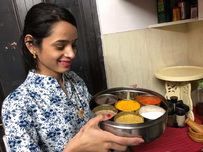 Jaipur: Interactive Cooking Class with a Local Family - The welcome drink and spice intro: where you start tasting smarter