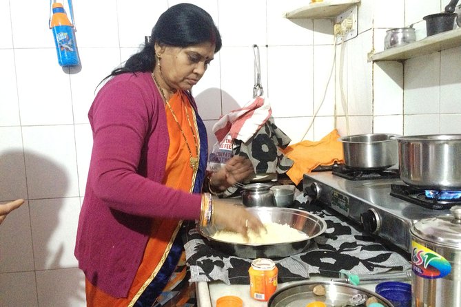Jaipur Market Tour & Vegetarian Rajasthani Home Cooking Class - Price and value: why $60 makes sense for this format