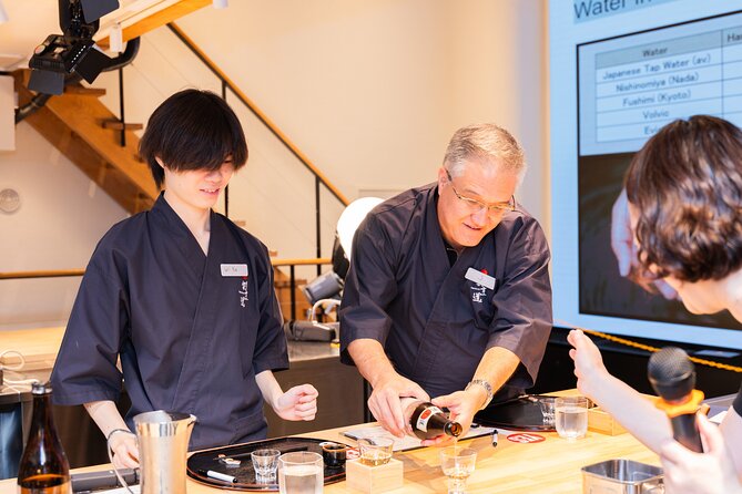 Japanese Sake Tasting & Wagyu Sukiyaki Cooking Class in Tokyo - Wagyu Sukiyaki Cooking: Where You Actually Make the Meal